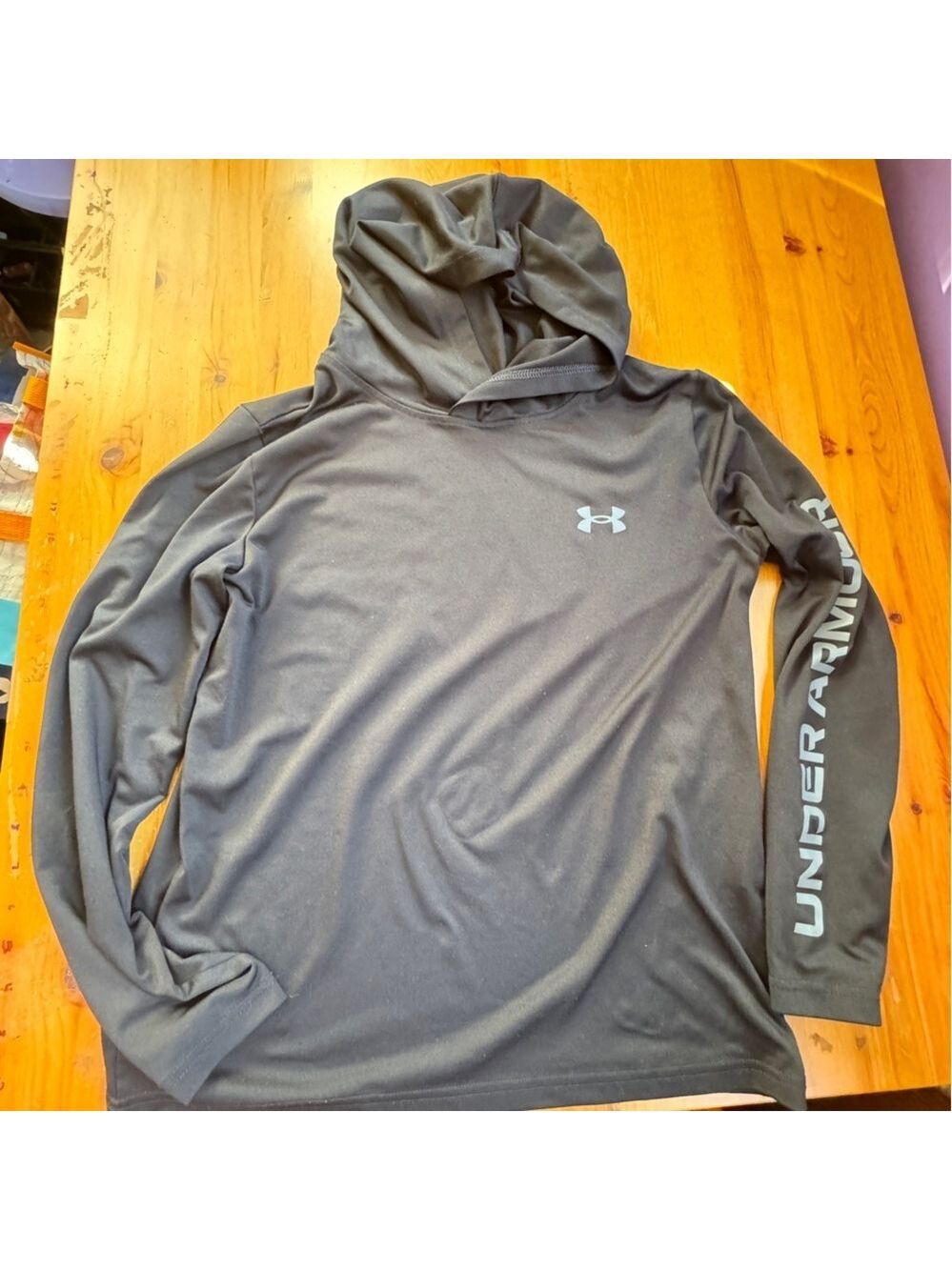 Under Armour pullover hoodie with extra neck/face cover option size YL